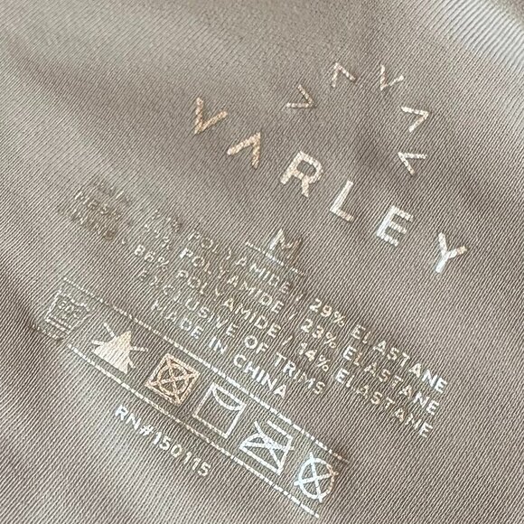 Varley Blue Animal Print Sports Bra Workout Athletic Athleisure Size Medium - Picture 10 of 10